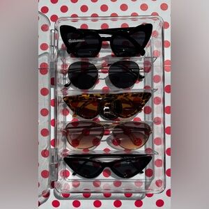 Chic Sunglasses Set with Tortoiseshell and Black Frames